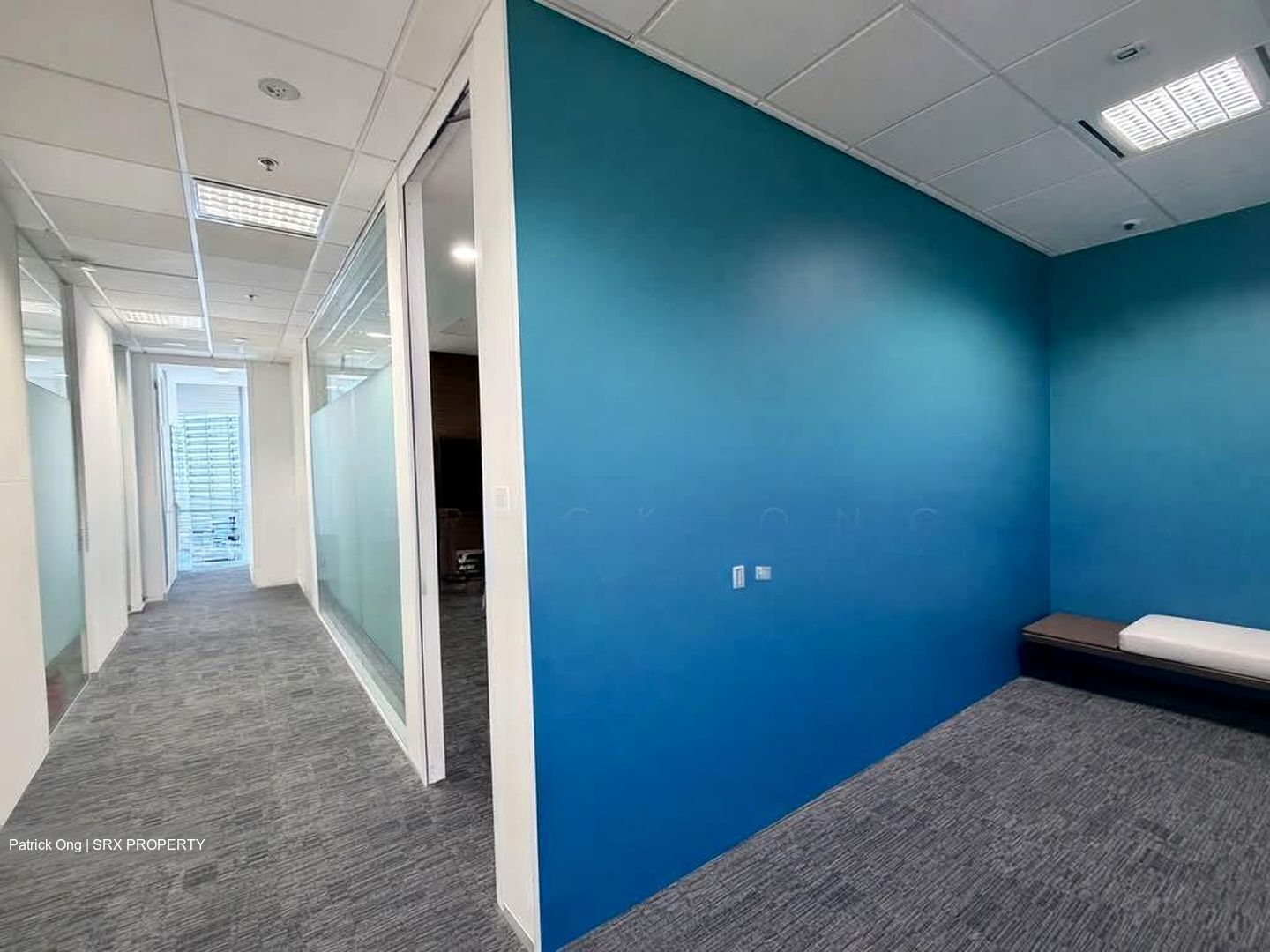 Ocean Financial Centre (D1), Office #570506981